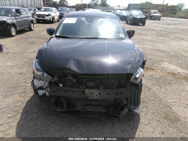 3MZBN1V33JM179407 Mazda Mazda3 Touring
