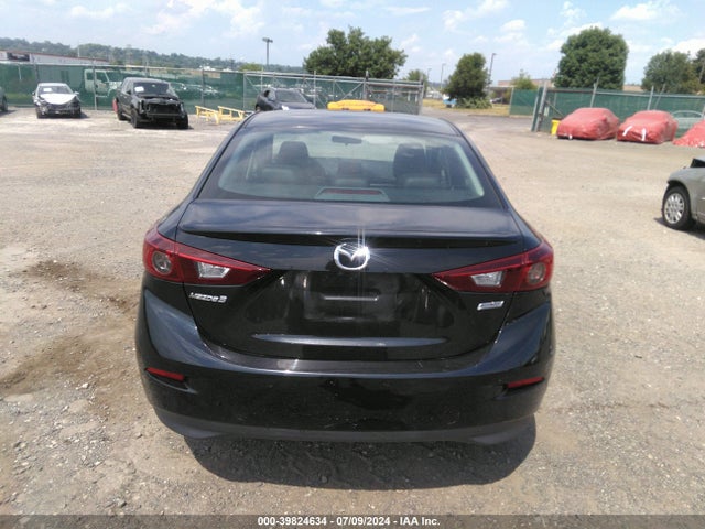 3MZBN1V33JM179407 Mazda Mazda3 Touring