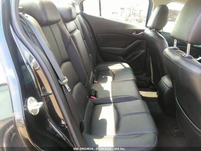 3MZBN1V33JM179407 Mazda Mazda3 Touring