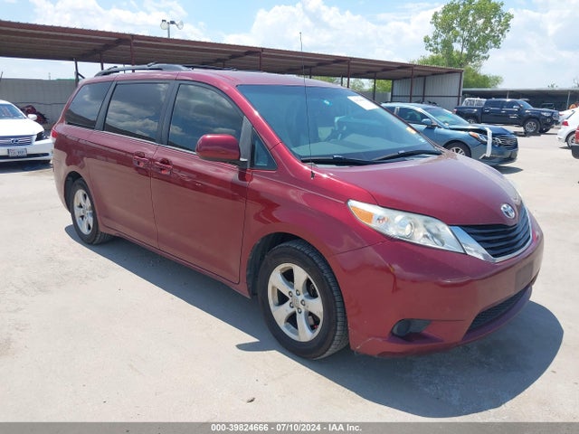 Toyota Sienna Le V6 8 Passenger 2014 5TDKK3DC5ES444231 zdjęcie główne
