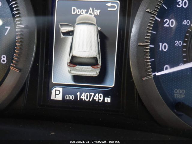 5TDYK3DC5FS669860 Toyota Sienna Xle Premium 8 Passenger