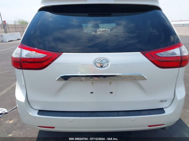 5TDYK3DC5FS669860 Toyota Sienna Xle Premium 8 Passenger