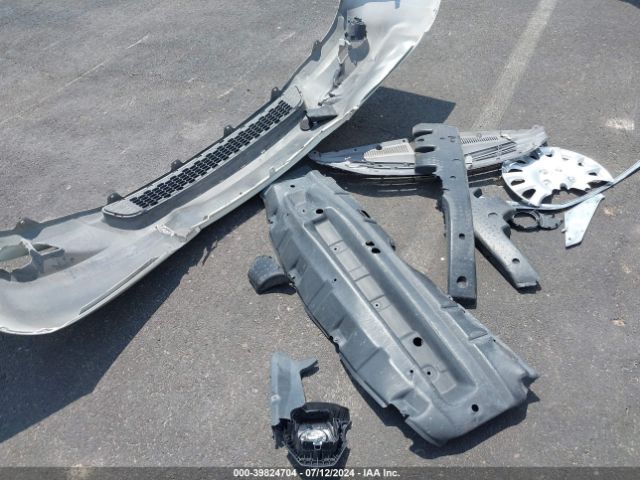 5TDYK3DC5FS669860 Toyota Sienna Xle Premium 8 Passenger