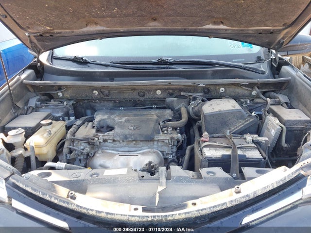 Toyota RAV4 LE 2017 JTMZFREV1HJ144645 Image 10