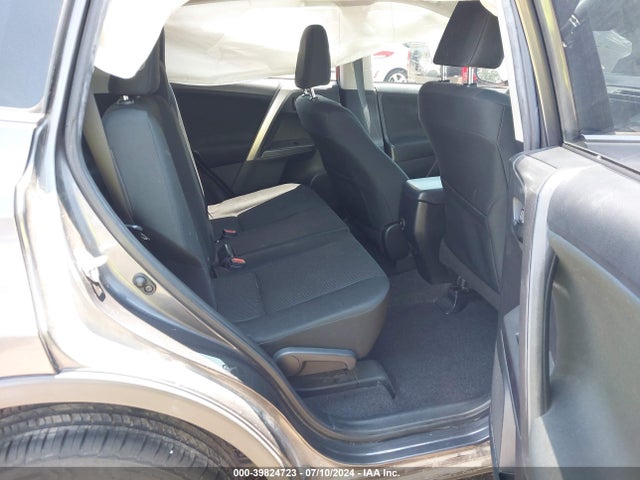 Toyota RAV4 LE 2017 JTMZFREV1HJ144645 Image 8