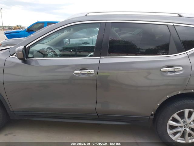 KNMAT2MT8JP504882 Nissan ROGUE SV