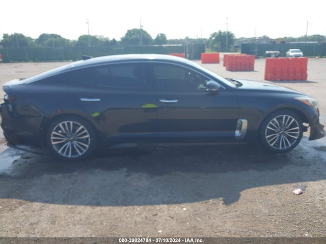 KIA Stinger Premium 2018 KNAE25LA7J6012031 Image 14