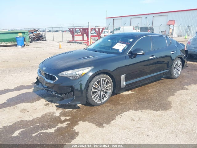 KIA Stinger Premium 2018 KNAE25LA7J6012031 Image 2