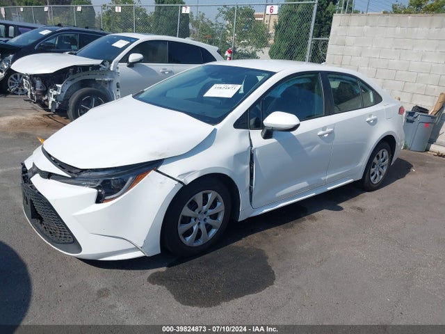 Toyota COROLLA LE 2021 5YFEPMAE8MP196851 Image 2