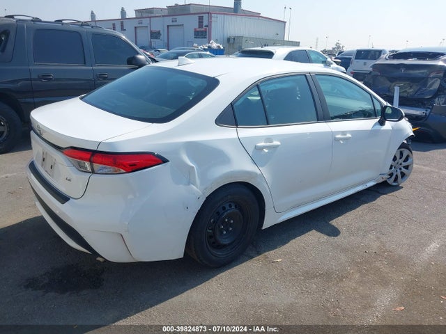 Toyota COROLLA LE 2021 5YFEPMAE8MP196851 Image 4