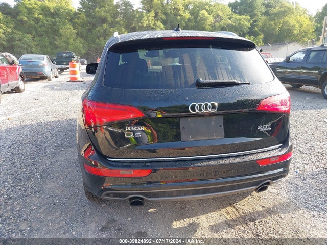 Audi Q5 2.0t Premium 2017 WA1M2AFP4HA073510 Image 16
