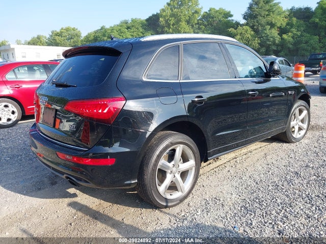 Audi Q5 2.0t Premium 2017 WA1M2AFP4HA073510 Image 4