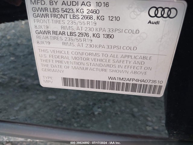 Audi Q5 2.0t Premium 2017 WA1M2AFP4HA073510 Image 9
