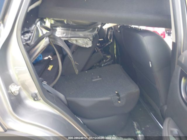 JN1BJ1CR8KW623942 Nissan Rogue Sport S