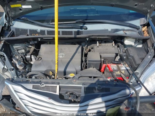 5TDDK3DC1ES086134 Toyota Sienna Xle 7 Passenger