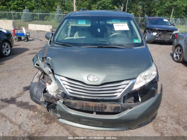 5TDDK3DC1ES086134 Toyota Sienna Xle 7 Passenger