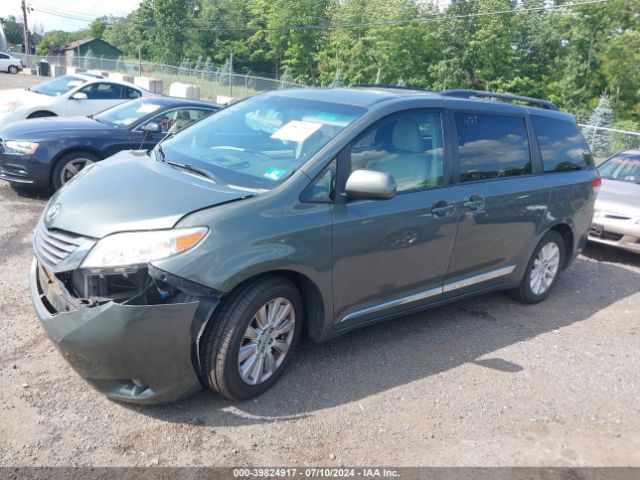 5TDDK3DC1ES086134 Toyota Sienna Xle 7 Passenger