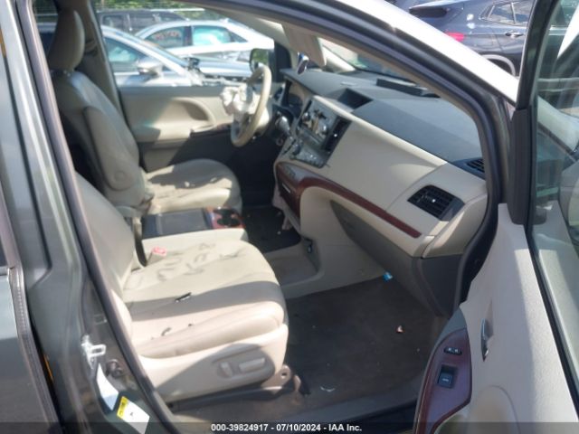 5TDDK3DC1ES086134 Toyota Sienna Xle 7 Passenger