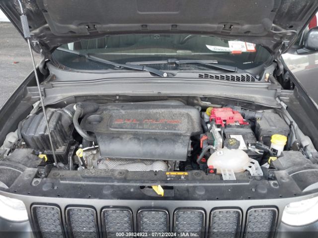 ZACNJBBB9LPL51689 Jeep Renegade Altitude 4x4