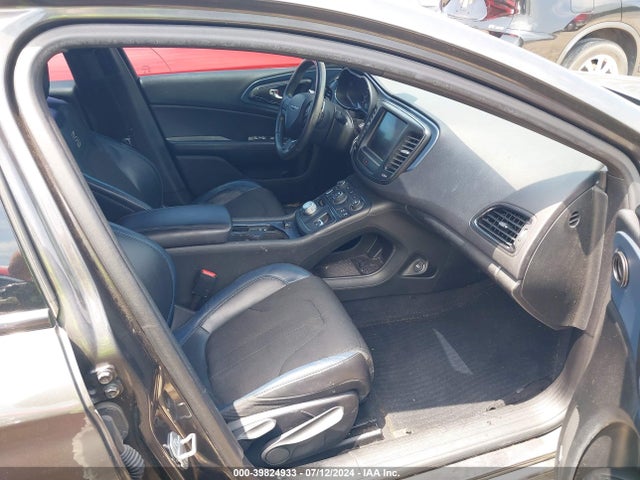 Chrysler 200 S 2015 1C3CCCDG7FN644446 Image 5