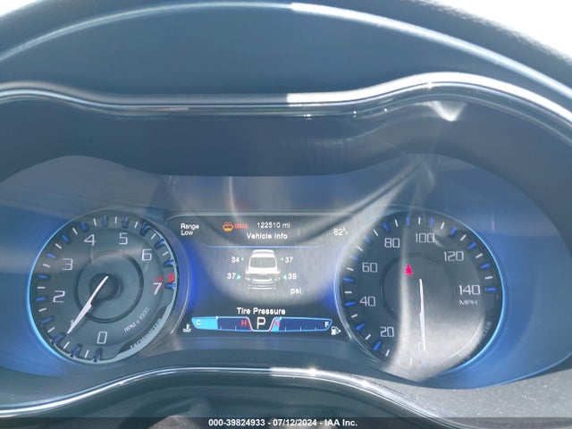 Chrysler 200 S 2015 1C3CCCDG7FN644446 Image 7