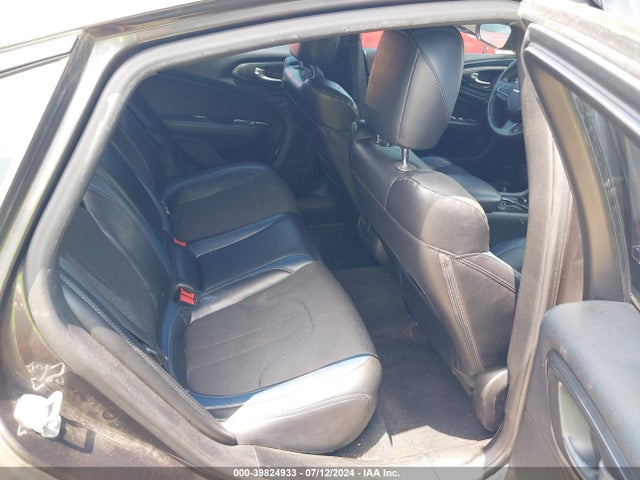 Chrysler 200 S 2015 1C3CCCDG7FN644446 Image 8