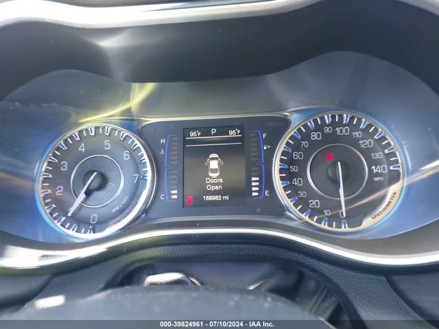 Chrysler 200 Limited 2016 1C3CCCAB1GN159827 Image 7
