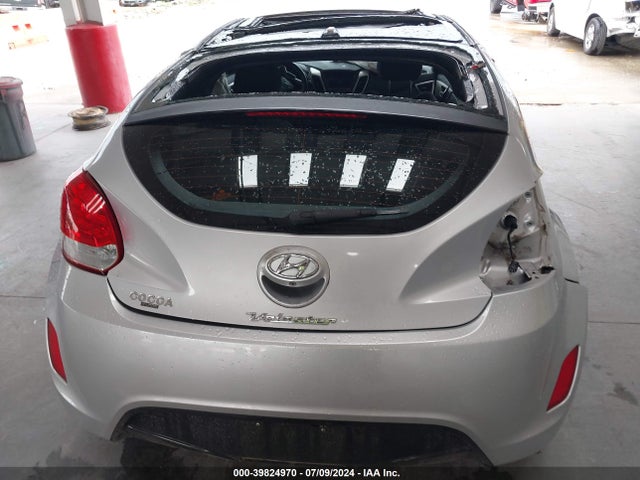 Hyundai Veloster Value Edition 2017 KMHTC6AD6HU319752 Image 17