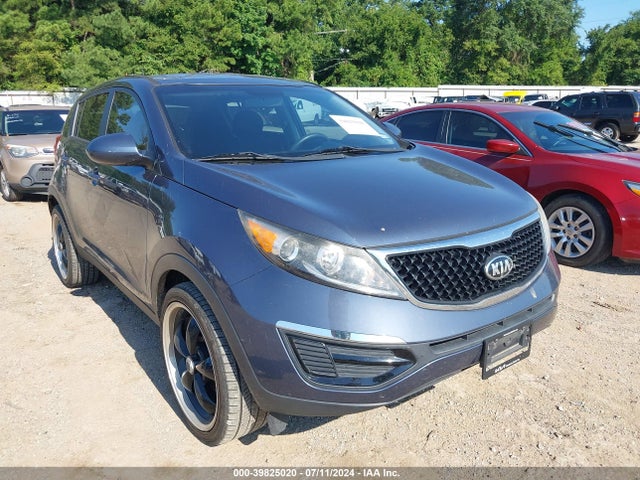2016 KNDPB3AC1G7856637 main image