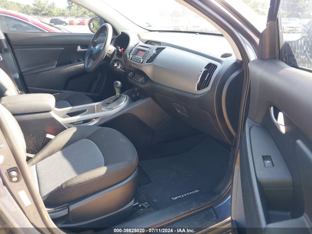 KIA Sportage Lx 2016 KNDPB3AC1G7856637 Image 5