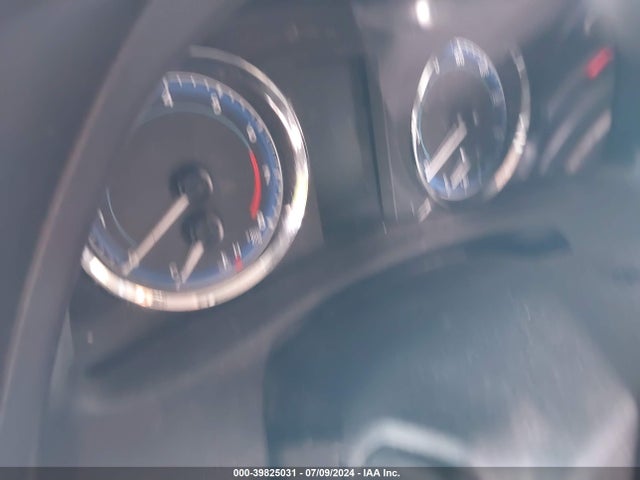Toyota COROLLA SE 2018 2T1BURHE2JC064646 Image 7