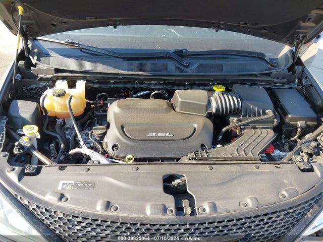 2C4RC1BG9JR293399 Chrysler Pacifica Touring L