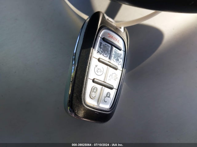 2C4RC1BG9JR293399 Chrysler Pacifica Touring L