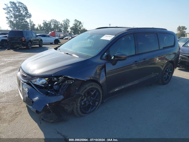 2C4RC1BG9JR293399 Chrysler Pacifica Touring L