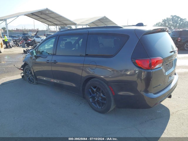2C4RC1BG9JR293399 Chrysler Pacifica Touring L