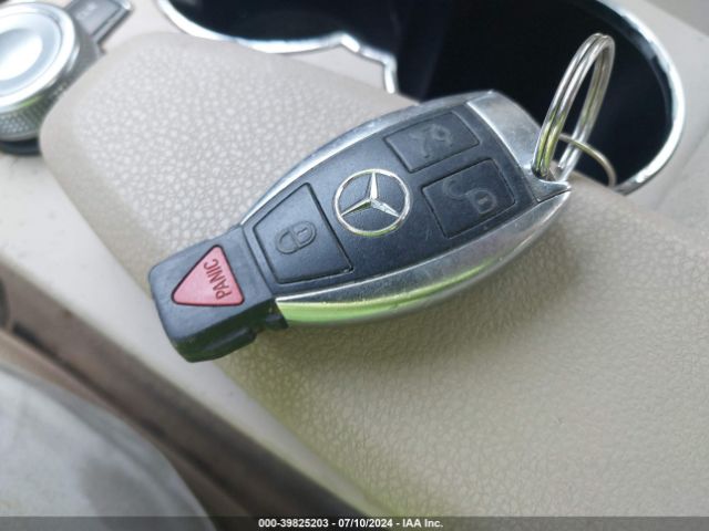 2010 MERCEDES-BENZ C-CLASS WDDGF8BB3AR095389 Photo 10