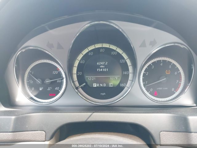 2010 MERCEDES-BENZ C-CLASS WDDGF8BB3AR095389 Photo 6