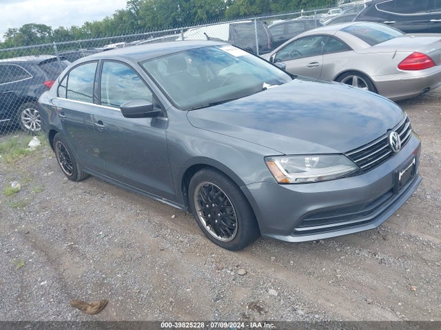 2017 3VW2B7AJXHM394972 main image