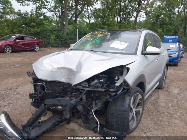 KM8J33A22HU559935 Hyundai Tucson Value