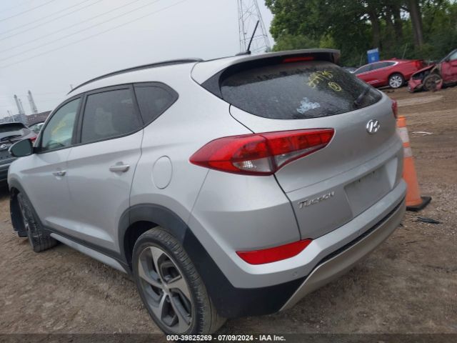 KM8J33A22HU559935 Hyundai Tucson Value