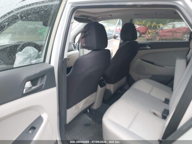 KM8J33A22HU559935 Hyundai Tucson Value