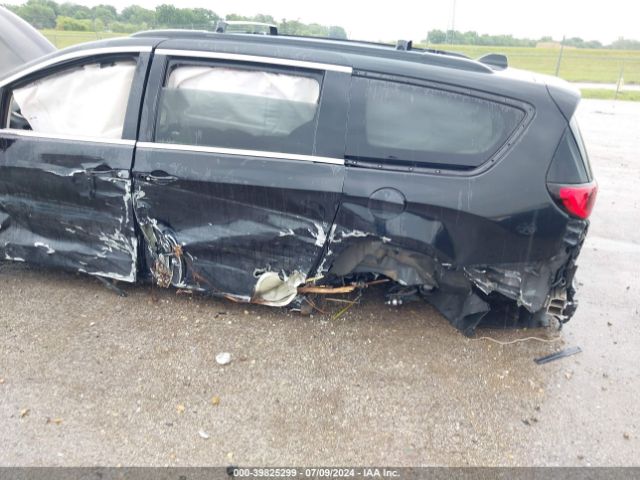 2C4RC1DG4MR532441 Chrysler Voyager Lxi