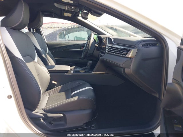 Toyota CAMRY SE 2025 4T1DAACK8SU006475 Image 5