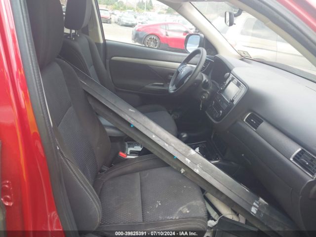 JA4AZ3A30JZ037111 Mitsubishi Outlander Es