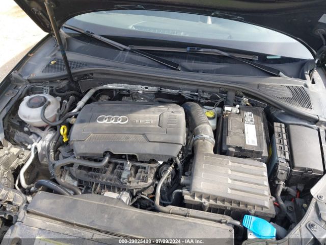 WAUBEGFF5KA097513 Audi A3 45 Premium