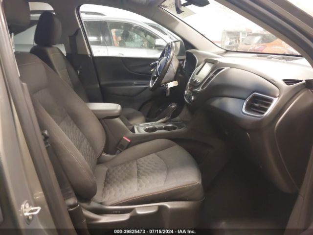 3GNAXSEV1JS563088 Chevrolet EQUINOX LT