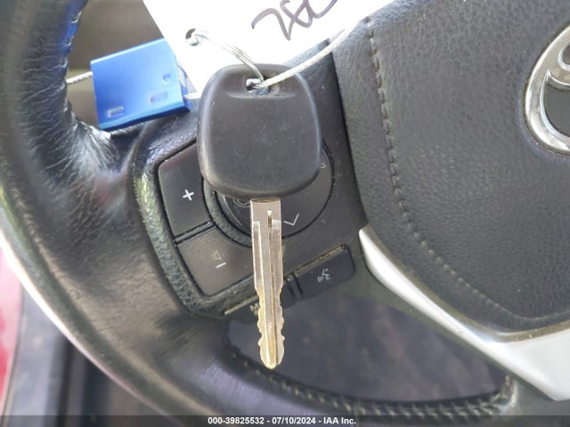 Toyota COROLLA SE 2019 5YFBURHEXKP863303 Image 11