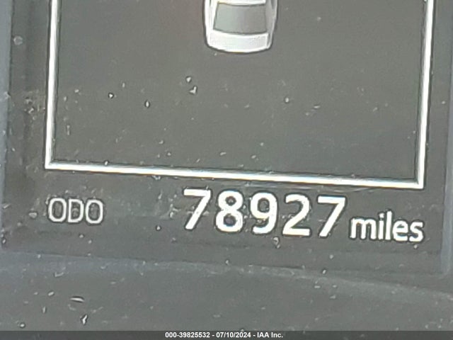 Toyota COROLLA SE 2019 5YFBURHEXKP863303 Image 16