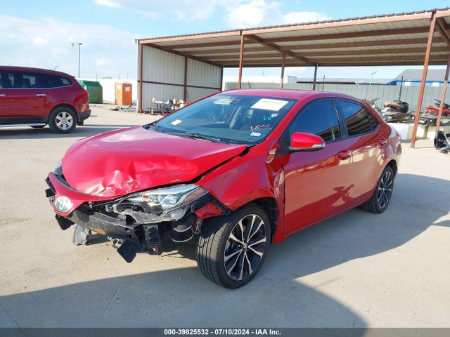 Toyota COROLLA SE 2019 5YFBURHEXKP863303 Image 2