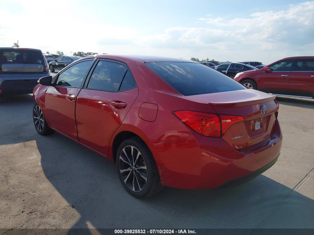 Toyota COROLLA SE 2019 5YFBURHEXKP863303 Image 3